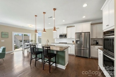Move-in ready Lake Norman lifestyle home. 5 bed, 4 bath, 2,945 - photo 9