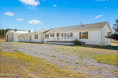 Keyhole Reservoir Home For Sale in Moorcroft Wyoming