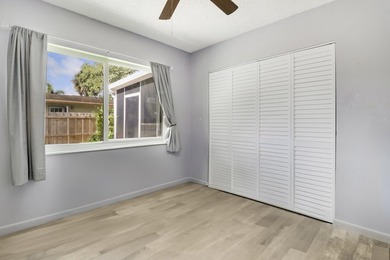 Welcome to 98 Pintail Court, a beautifully maintained CBS pool - photo 21