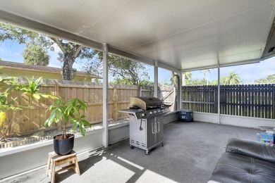 Welcome to 98 Pintail Court, a beautifully maintained CBS pool - photo 25