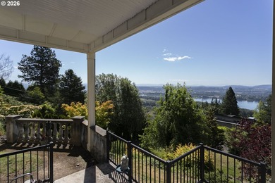 Big main house with Duplex below. Three homes on one tax lot - photo 35