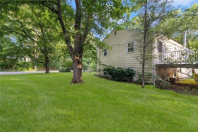 Welcome to 350 Essex Road in North Kingstown. This - photo 42