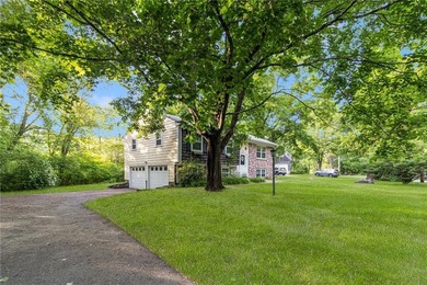 Welcome to 350 Essex Road in North Kingstown. This - photo 43