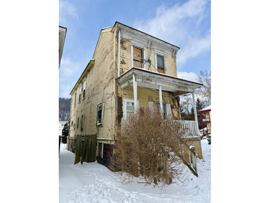 Lake Home For Sale in Wheeling, West Virginia