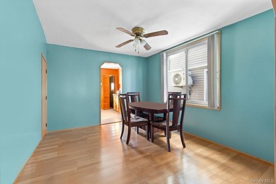Welcome to 5840 61st Street - a thoughtfully updated - photo 4