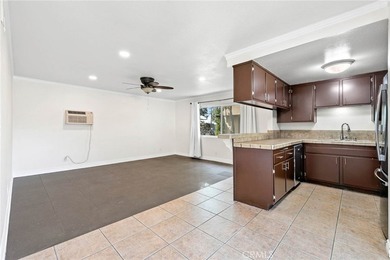 SELLER INCENTIVE: Seller is offering a credit towards buyer's - photo 4