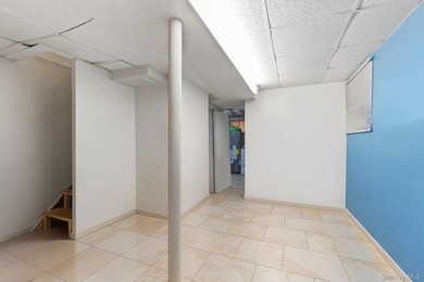Welcome to 5840 61st Street - a thoughtfully updated - photo 10