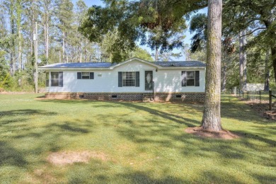 Lake Home For Sale in Lincolnton, Georgia