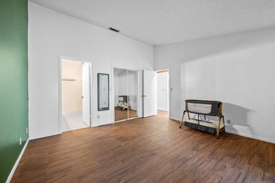 Welcome to this charming two-bedroom, two-bathroom villa in - photo 10