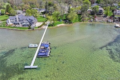 Welcome to this beautifully crafted 2019 custom-built home with - photo 28