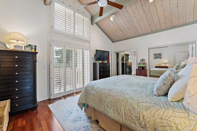 Beautifully remodeled 3 BR/3 BA home with a full 2 car garage in - photo 29