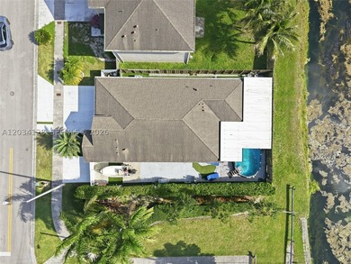 Beautifully upgraded and truly move-in ready! This exceptional - photo 41