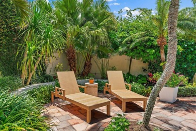 Beautifully remodeled 3 BR/3 BA home with a full 2 car garage in - photo 50