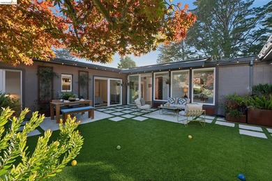 Don't miss this rare and sophisticated Mid-Century Modern - photo 10