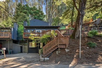 Majestic nature lover's retreat in the heart of Montclair. This - photo 1