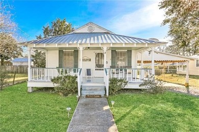 Lake Pontchartrain Home For Sale in Madisonville Louisiana