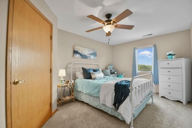 This well-maintained 1-bedroom condo offers a comfortable - photo 15