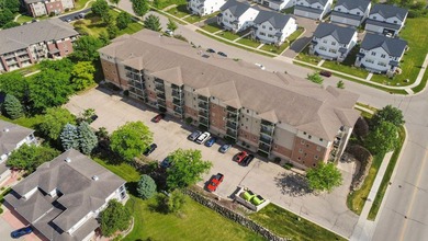This well-maintained 1-bedroom condo offers a comfortable - photo 34
