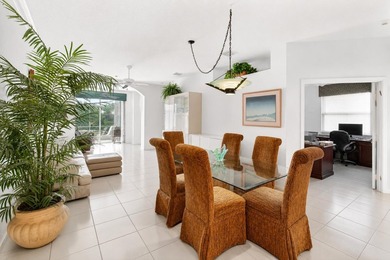 Enjoy peaceful lake views from this well-maintained villa in the - photo 8