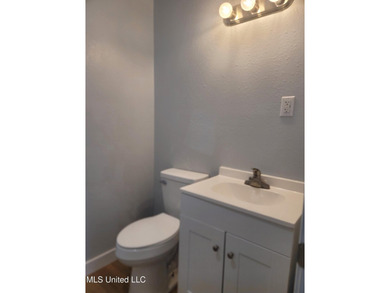 Looking to expand your investment portfolio? This 15-unit - photo 5