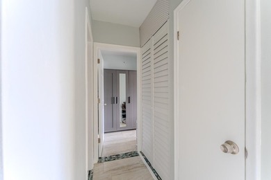 Beautifully done unit in Imperial Point for a great value ! Step - photo 6