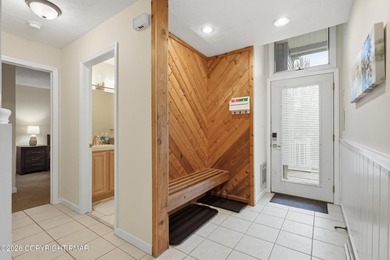Welcome to your dream Pocono Mountain retreat! This turn-key - photo 5