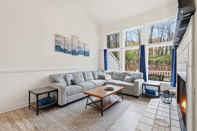 Welcome to your dream Pocono Mountain retreat! This turn-key - photo 10