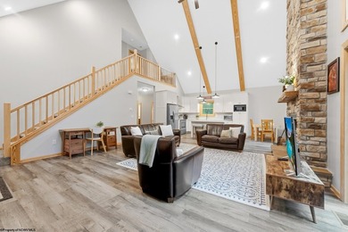 Welcome to 'Alpenglow'! Discover a lifestyle that feels both - photo 12