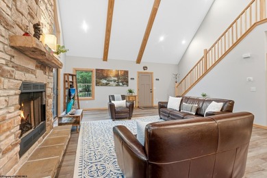 Welcome to 'Alpenglow'! Discover a lifestyle that feels both - photo 15