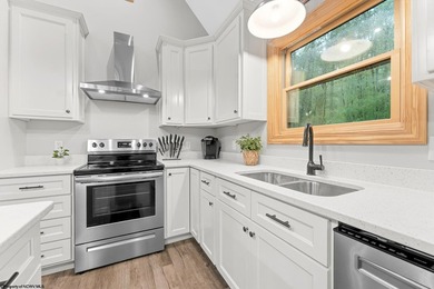 Welcome to 'Alpenglow'! Discover a lifestyle that feels both - photo 19