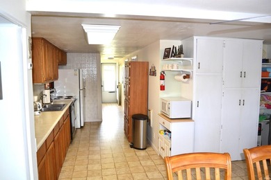 Immaculately maintained and truly move-in ready, this charming - photo 20