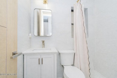 FULLY RENOVATED 2 FAMILY 6/6 FOR SALE. THE 2ND FLOOR 3 BEDROOM - photo 21