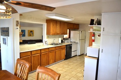 Immaculately maintained and truly move-in ready, this charming - photo 21