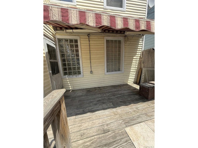 Exceptional opportunity to own a detached two-family home in a - photo 23