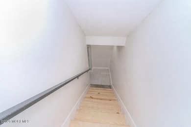 FULLY RENOVATED 2 FAMILY 6/6 FOR SALE. THE 2ND FLOOR 3 BEDROOM - photo 25