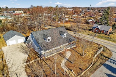 (private lake, pond, creek) Home For Sale in Monterey Tennessee