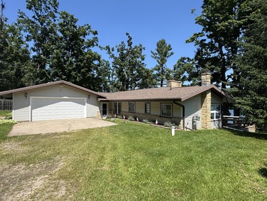 Come home to a wonderful WATERFRONT on ALL-SPORTS BIG LAKE! - photo 2