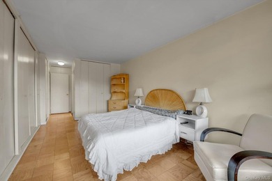 Welcome to this bright and spacious 2-bedroom, 2-bath residence - photo 15