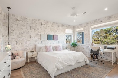 Experience the pinnacle of beachfront living in Maine on 4.3 - photo 15