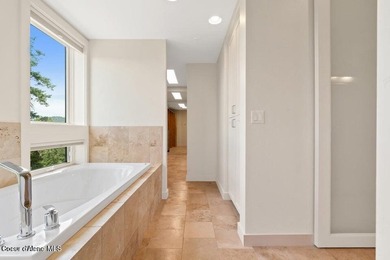 Welcome to this well-appointed condo offering comfort - photo 16