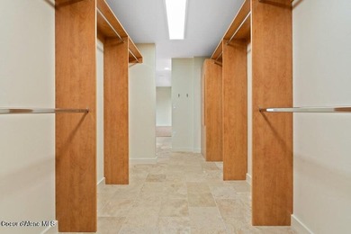 Welcome to this well-appointed condo offering comfort - photo 19
