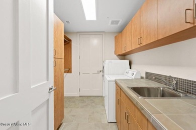 Welcome to this well-appointed condo offering comfort - photo 20