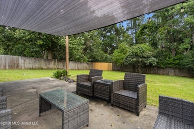 Beautiful 3-Bedroom Home with Open Floor Plan! This inviting - photo 21