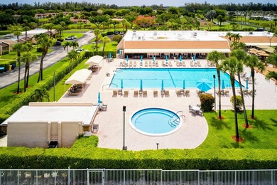 Welcome to this charming 2-bedroom, 2-bathroom villa nestled in - photo 2