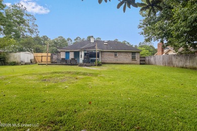 Beautiful 3-Bedroom Home with Open Floor Plan! This inviting - photo 24
