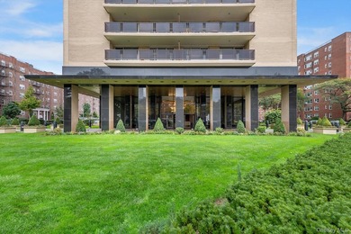 Welcome to this bright and spacious 2-bedroom, 2-bath residence - photo 28