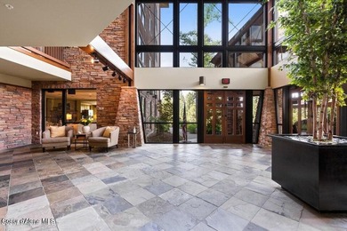 Welcome to this well-appointed condo offering comfort - photo 30