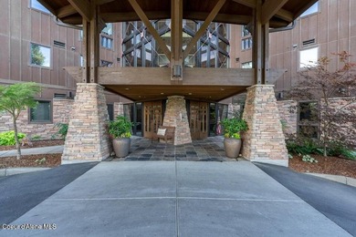 Welcome to this well-appointed condo offering comfort - photo 31