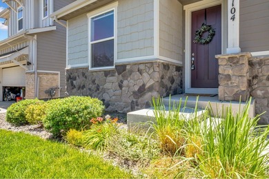 Situated in a quiet cul-de-sac with beautiful landscaping, in - photo 36
