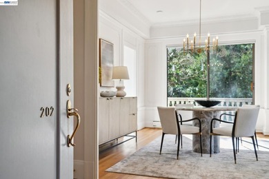 Rare corner residence in the iconic Beaux Arts Regillus, where - photo 3